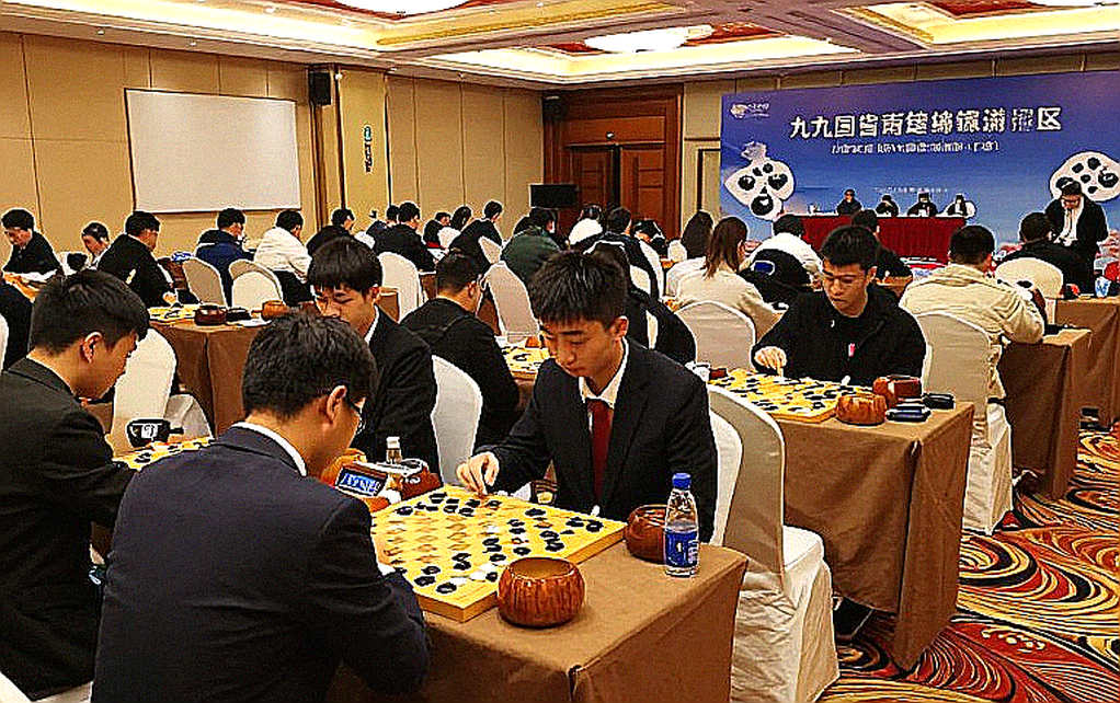 ChessBase Magazine #225: 27 मिनिएचर, चार एनोटेटर और 'लेटेस्ट थ्योरी' का बासी दावा